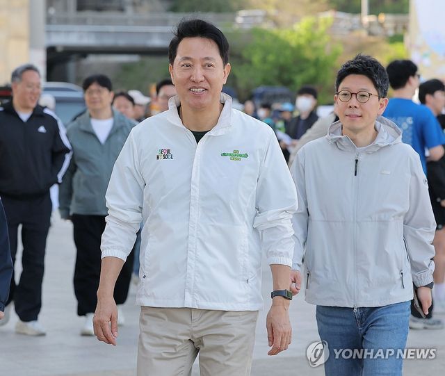 오세훈 서울시장, 잠수교 '쉬엄쉬엄 모닝'