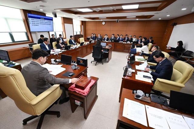 28일 열린 울산시의회 예산결산특별위원회