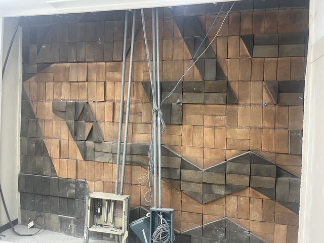 오윤의 구의동 테라코타 벽화