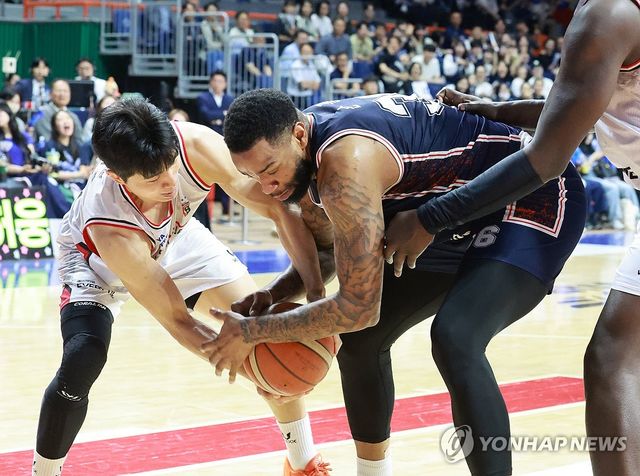 치열한 볼 싸움