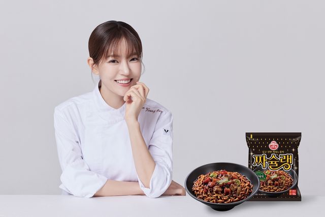 오뚜기 중식라면 앰배서더로 발탁된 박은영 셰프