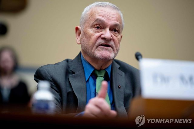 데이비드 모렌스 박사