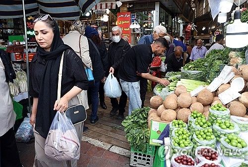 이란 테헤란의 타즈리시 시장[EPA 연합뉴스 자료사진 재판매 및 DB 금지]