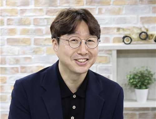 통합우승 이끈 KB 김완수 감독