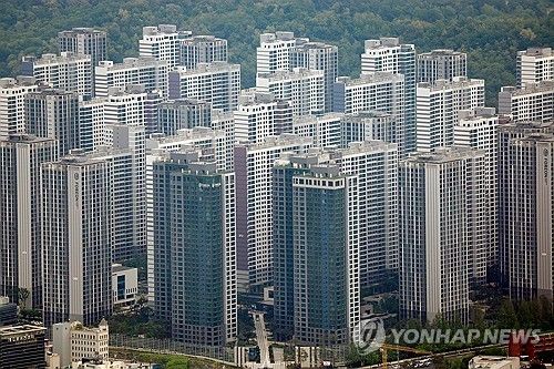 1만2천가구의 초대형 단지인 강동구 둔촌동 올림픽파크포레온 아파트 모습 [연합뉴스 자료사진]