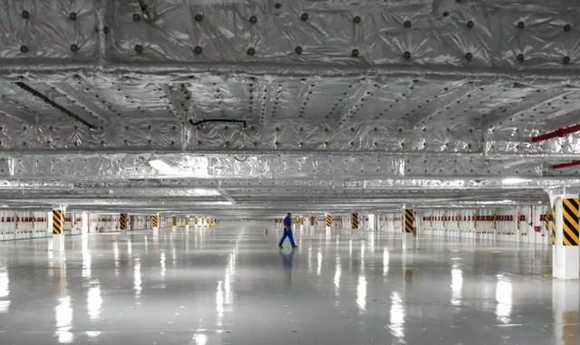 운반선 내부 적재공간