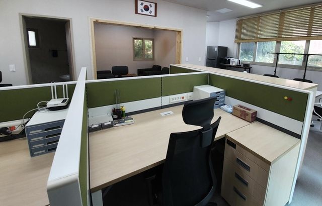 통영시 두미도 북구마을 섬택근무 사무공간