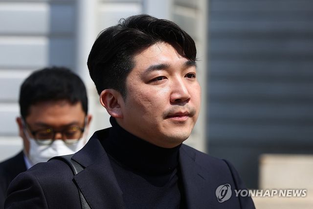 회생법원 도착한 최형록 발란 대표