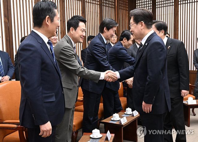 이재명 대통령, 장동혁 대표와 인사