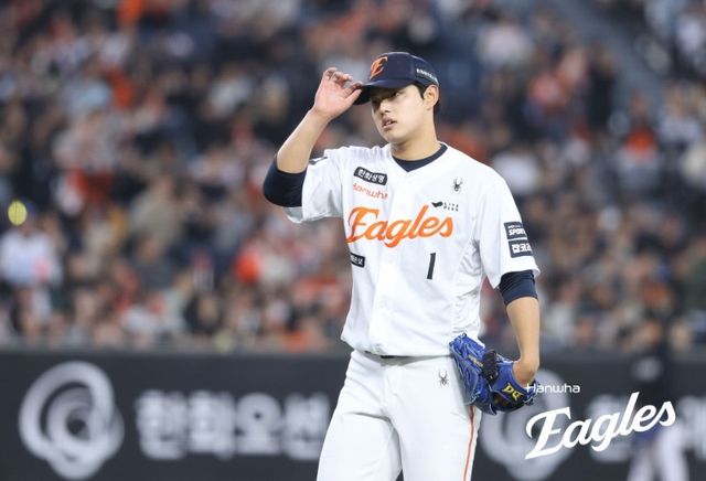지난 2일 kt wiz전에 등판한 한화 이글스 우완 문동주