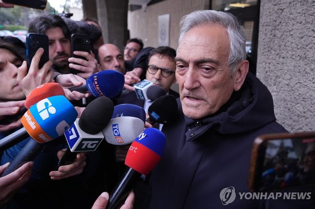 사퇴 발표한 가브리엘레 그라비나 전 이탈리아 축구협회장