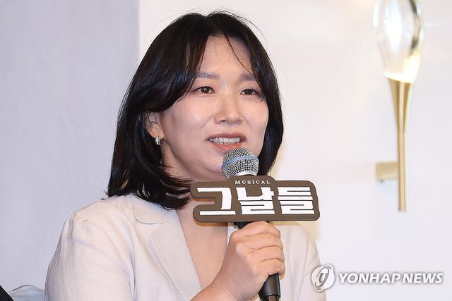인사말하는 장유정