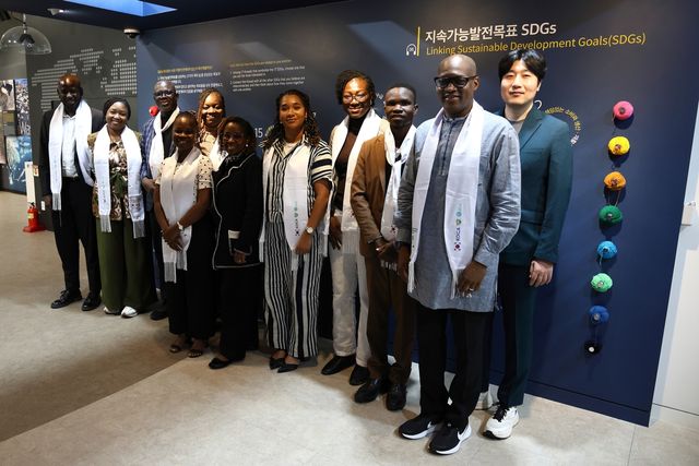 코이카 개발협력전시관 방문한 코트디부아르 청년 기업가들