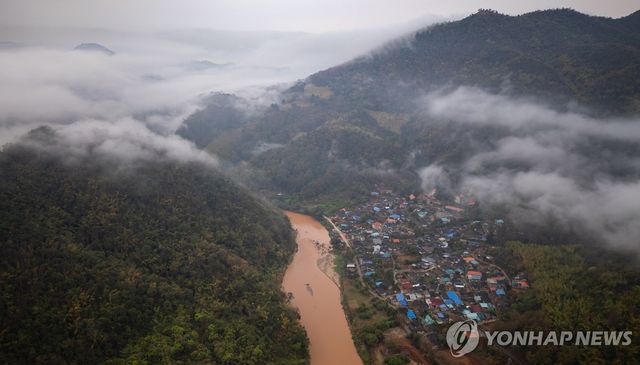 태국 북서부 치앙마이주 타똔 지역을 흐르는 메콩강 지류 꼭강