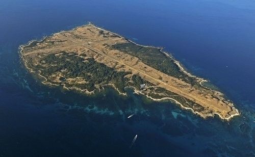 미국 항공모함 함재기 이착륙 훈련기지 들어설 마게시마