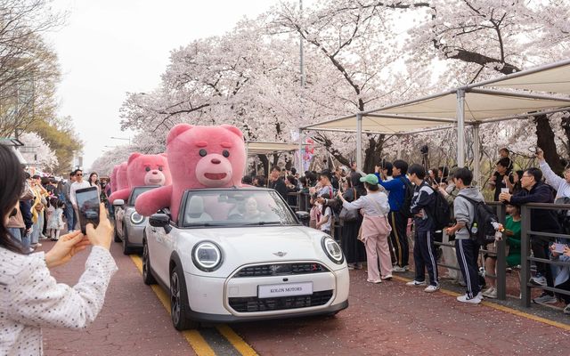 롯데홈쇼핑, 여의도 벚꽃축제서 전시·팝업스토어 진행