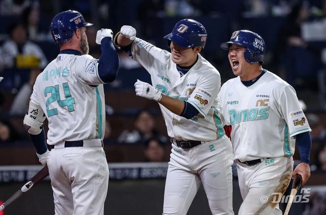 NC 다이노스 선수단