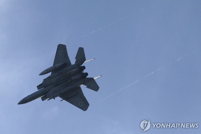 F-15 전투기(기사와 직접 관련 없음)
