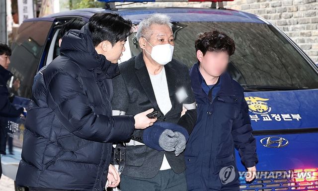 상설특검 출석하는 건진법사 전성배