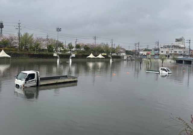 부산 사상구 삼락천 차량 침수