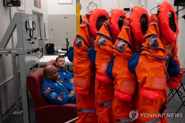 '아르테미스 2호' 우주복