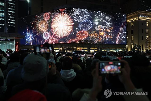 신세계백화점 크리스마스 미디어파사드