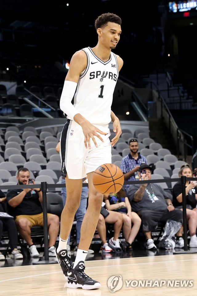 '신인류' 빅토르 웸반야마