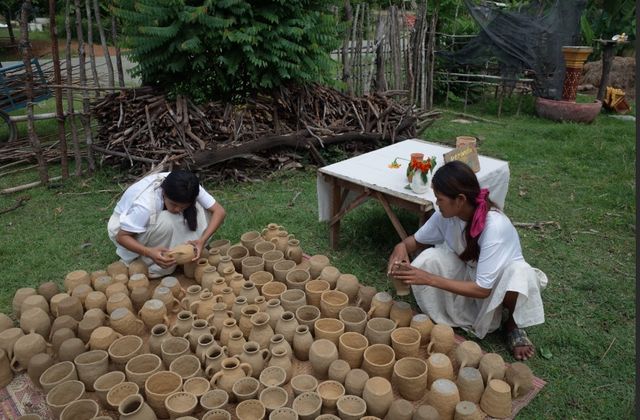 코이카 손길 닿은 캄보디아 중부 도예마을 언동루세이