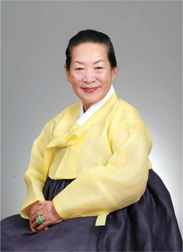 국가무형유산 '궁중채화' 명예보유자로 인정 예고된 황을순 씨