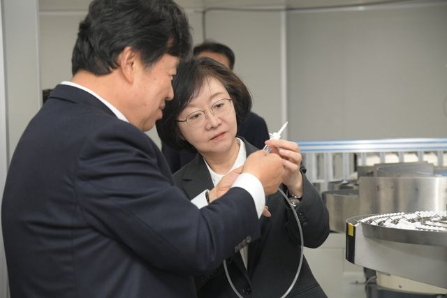 정부, 수액세트 안정공급 위한 제조업체 현장 방문 및 간담회 개최