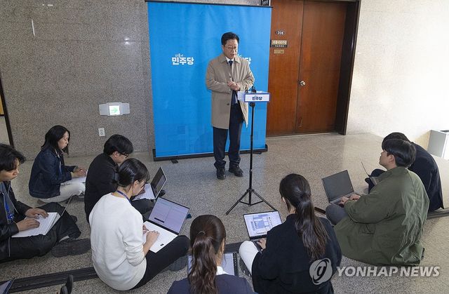 민주당 전북지사 안호영 예비 후보 기자회견