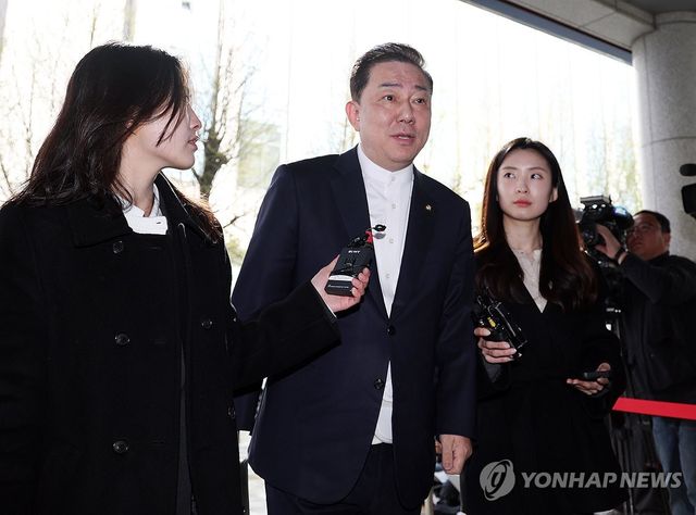 김병기 의원, 6차 소환 조사