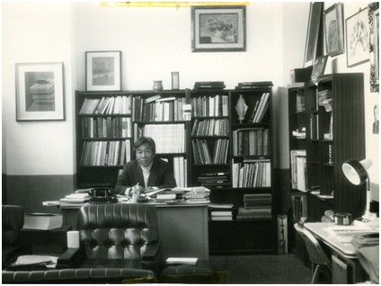 이구열, 한국근대미술연구소 집무실에서(1976)