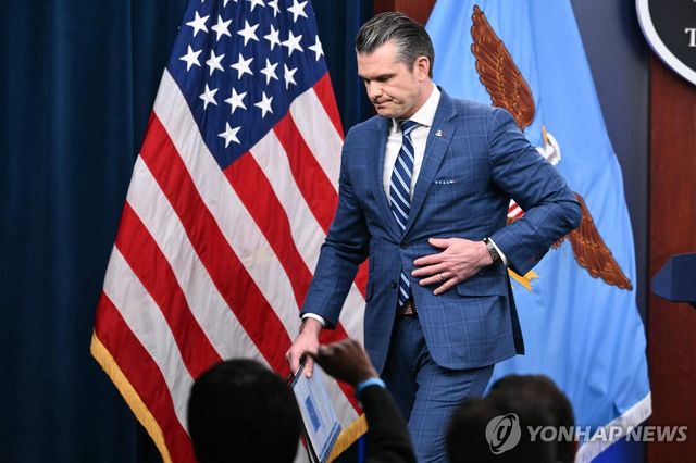 군사적 완승을 자평한 피트 헤그세스 미국 전쟁부(국방부) 장관