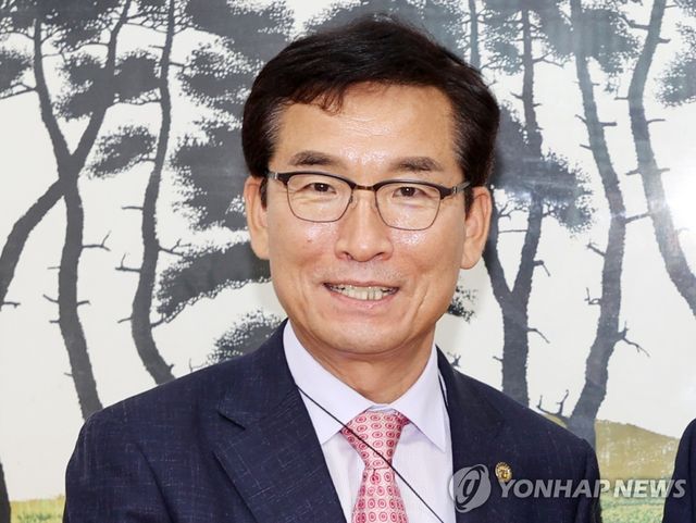 윤건영 충북교육감