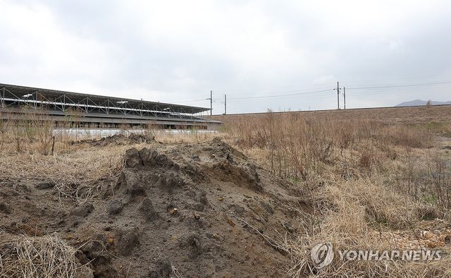 폐기물이 매립된 밀양 농지 일대