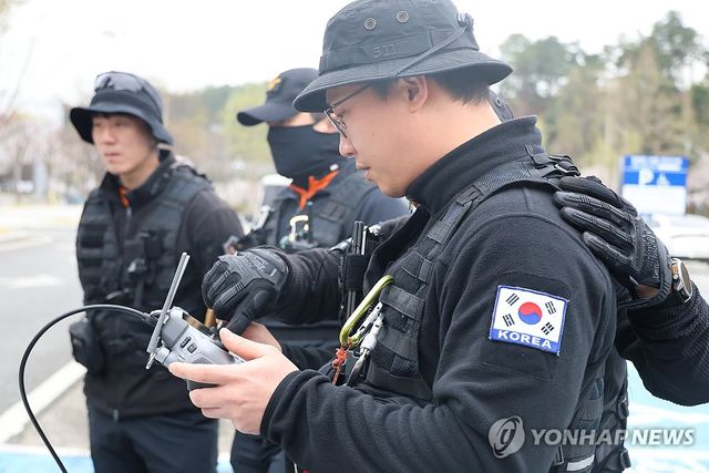 오월드 탈출 늑대 이틀째 수색