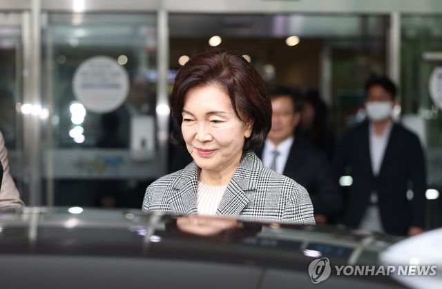 소아암·희귀질환 지원사업단 행사 마친 홍라희 전 관장