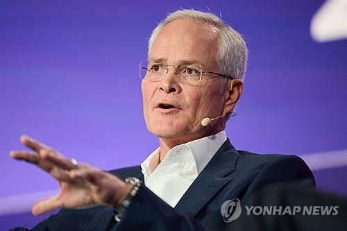 대런 우즈 엑손모빌 CEO