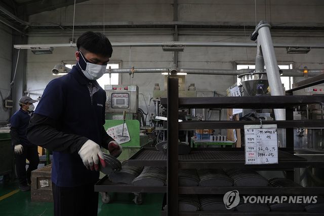 중동 전쟁 리스크로 어려움 겪는 수출 현장
