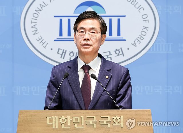 국회부의장 출마 선언하는 조경태 의원