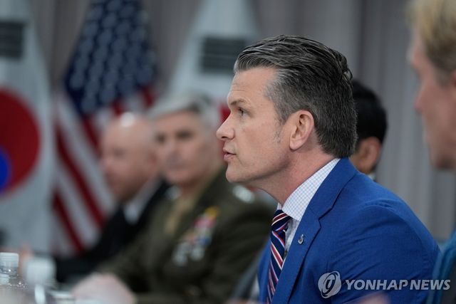 모두발언하는 헤그세스 장관
