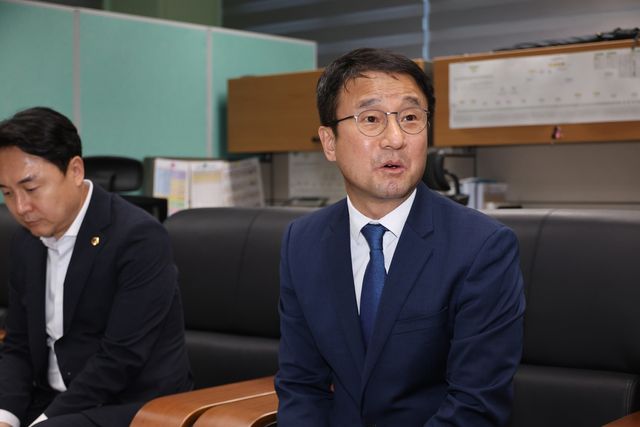 간담회하는 더불어민주당 한병도 원내대표
