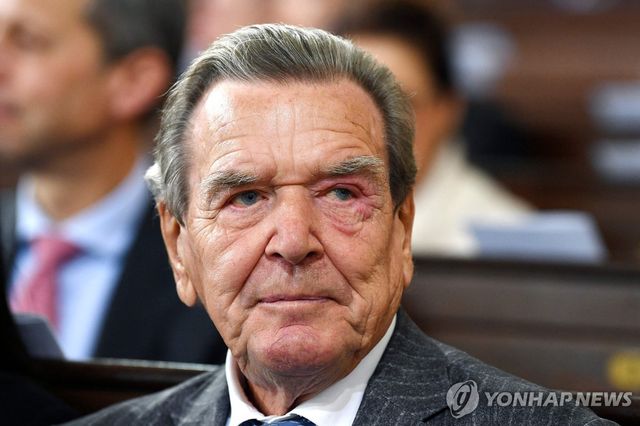게르하르트 슈뢰더 전 독일 총리