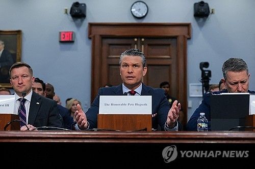 미 연방 하원 청문회 출석한 미 국방부 수뇌부
