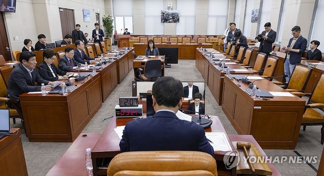 HMM 나무호 긴급 현안질의 위해 국방위 국민의힘 단독으로 개회