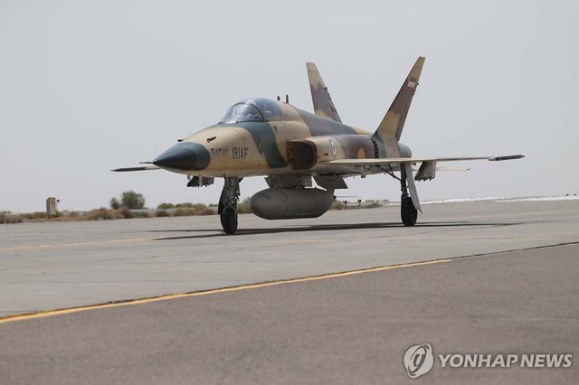 이란 공군 전투기 (기사 내용과 직접적인 관계없음)