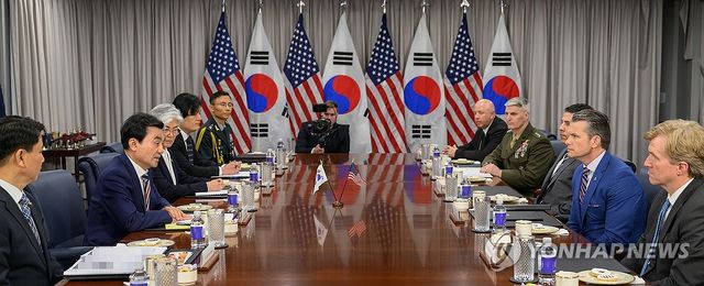 회담하는 한미 국방 장관