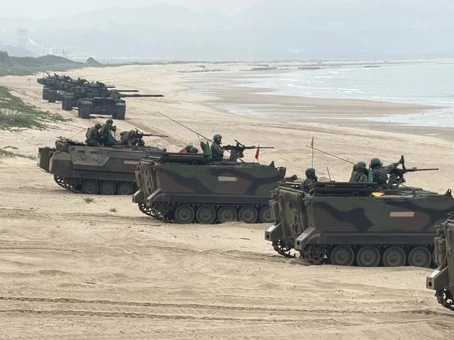 대만군 실탄훈련 
