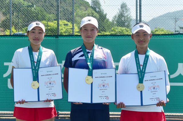 왼쪽부터 김민채, 정의수, 임연경